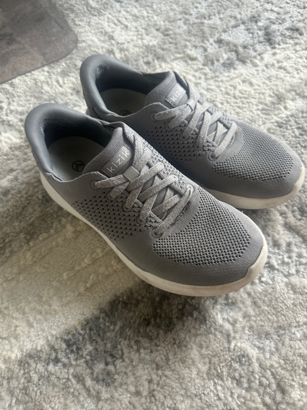 Kizik Lima Knit Shoes Womens Size 7.5 Mens Size 6 Gray Athletic Slip On Sneakers